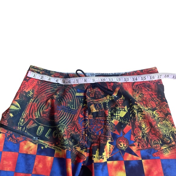 Volcom Orange an Blue Extreme Breathable Skater Shorts - Picture 9 of 11
